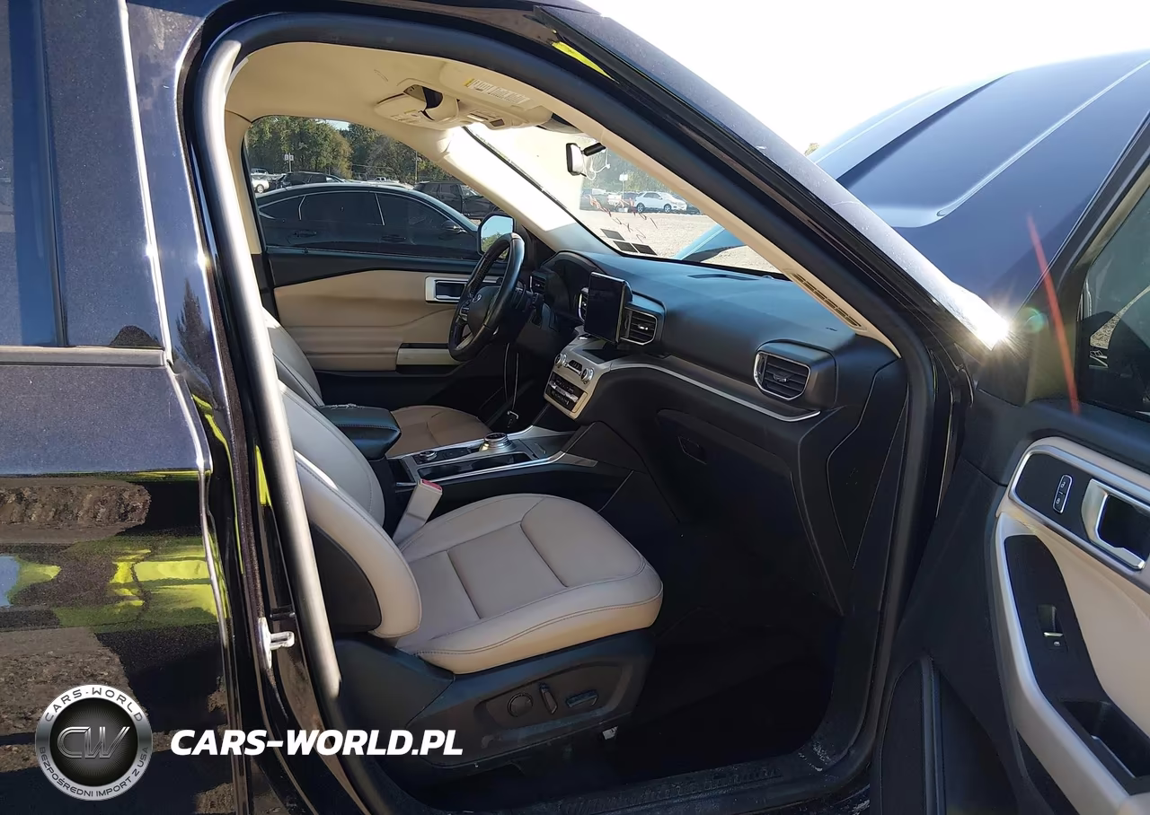 2020 Ford Explorer Xlt VIN:1FMSK8DH5LGC64694 - 5