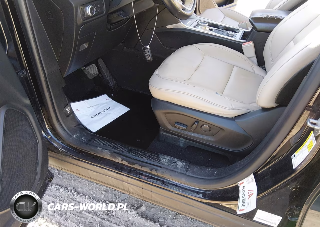 2020 Ford Explorer Xlt VIN:1FMSK8DH5LGC64694 - 6