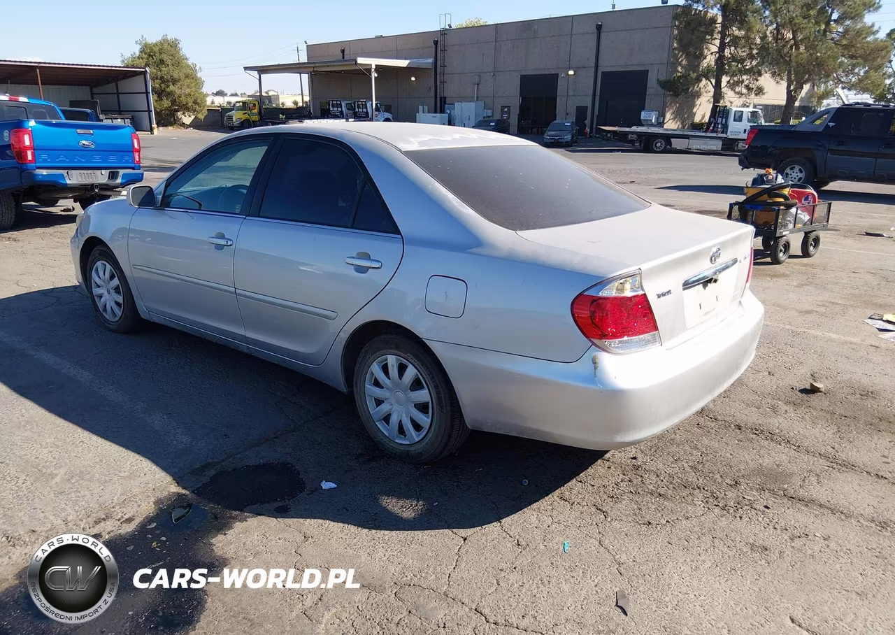 2006 Toyota Camry Le VIN:4T1BE30K76U161486 - 3