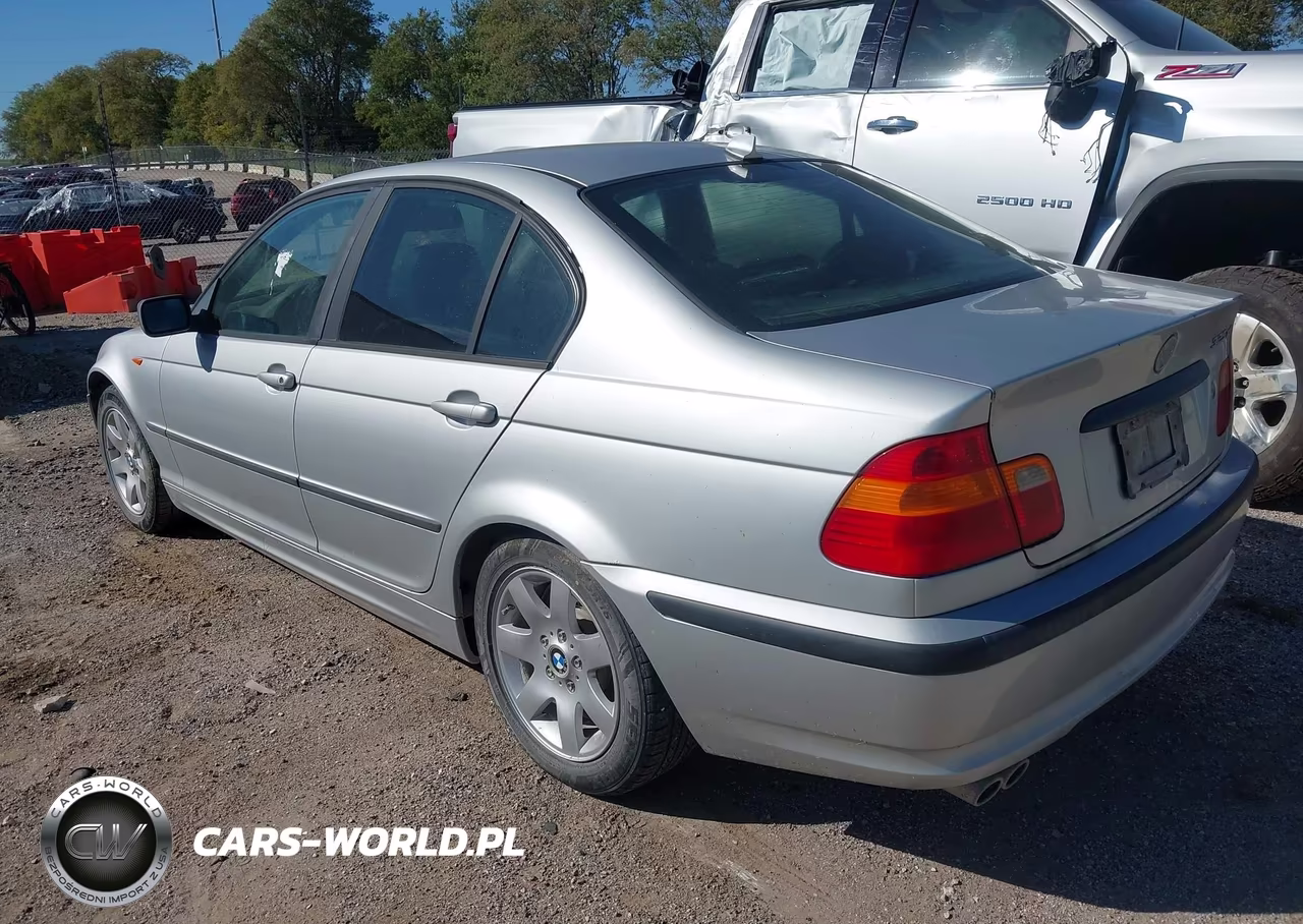 2004 BMW 325Xi VIN:WBAEU33414PR06341 - 3