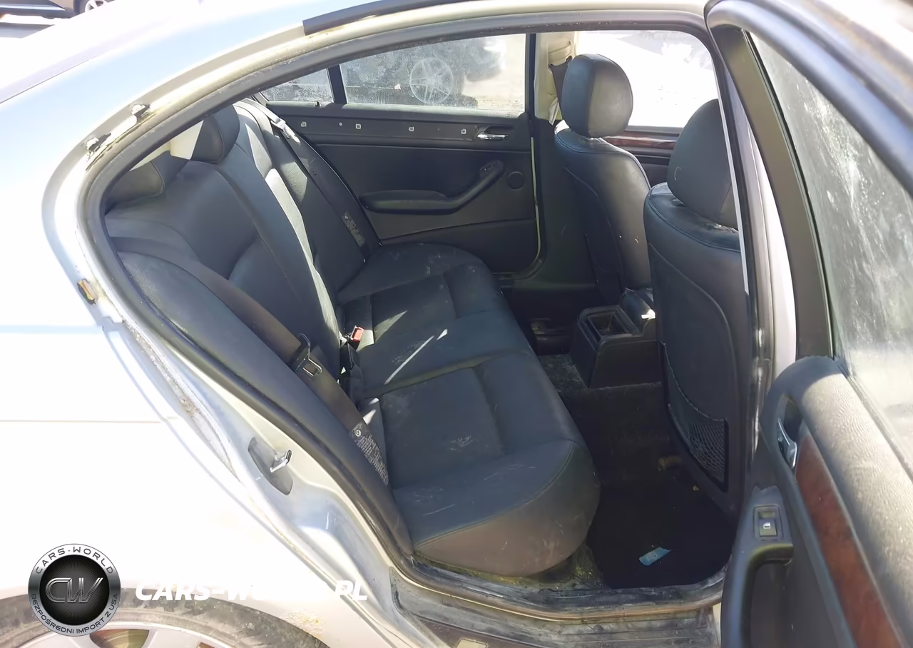 2004 BMW 325Xi VIN:WBAEU33414PR06341 - 8