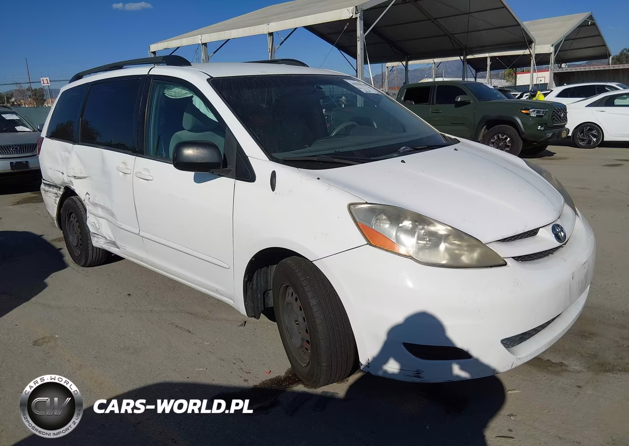 2007 Toyota Sienna Le – zdjęcie 1 z 11