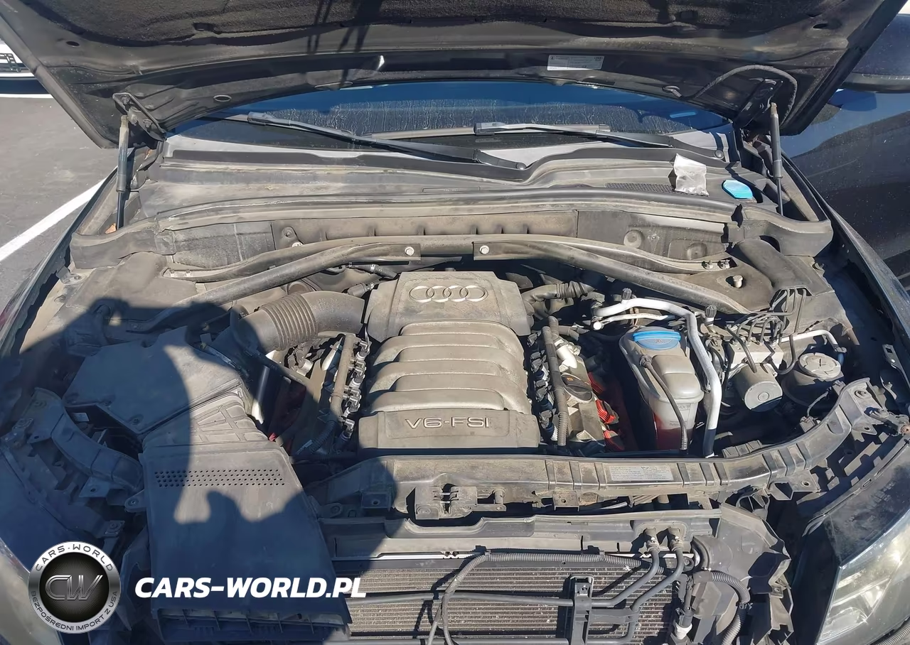 2012 Audi Q5 3.2 Premium VIN:WA1WKAFP2CA052348 - 10