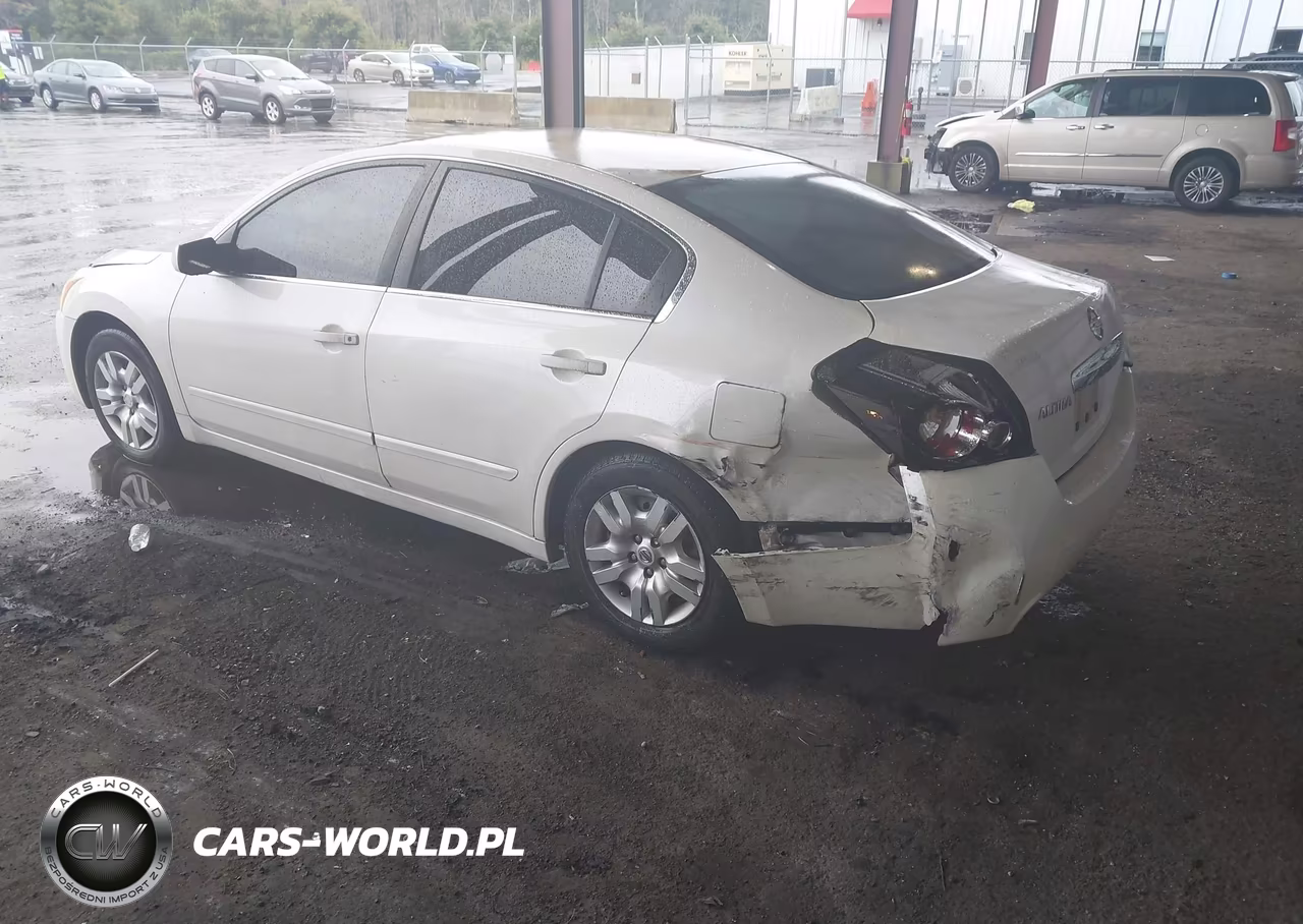 2011 Nissan Altima 2.5 VIN:1N4AL2AP0BN438063 - 3