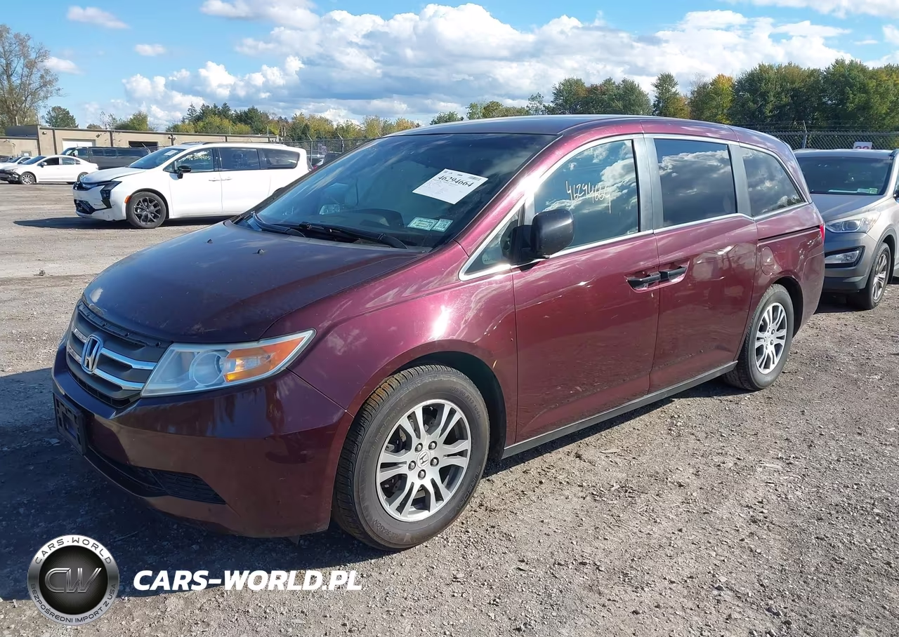 2013 Honda Odyssey Lx VIN:5FNRL5H25DB070831 - 2