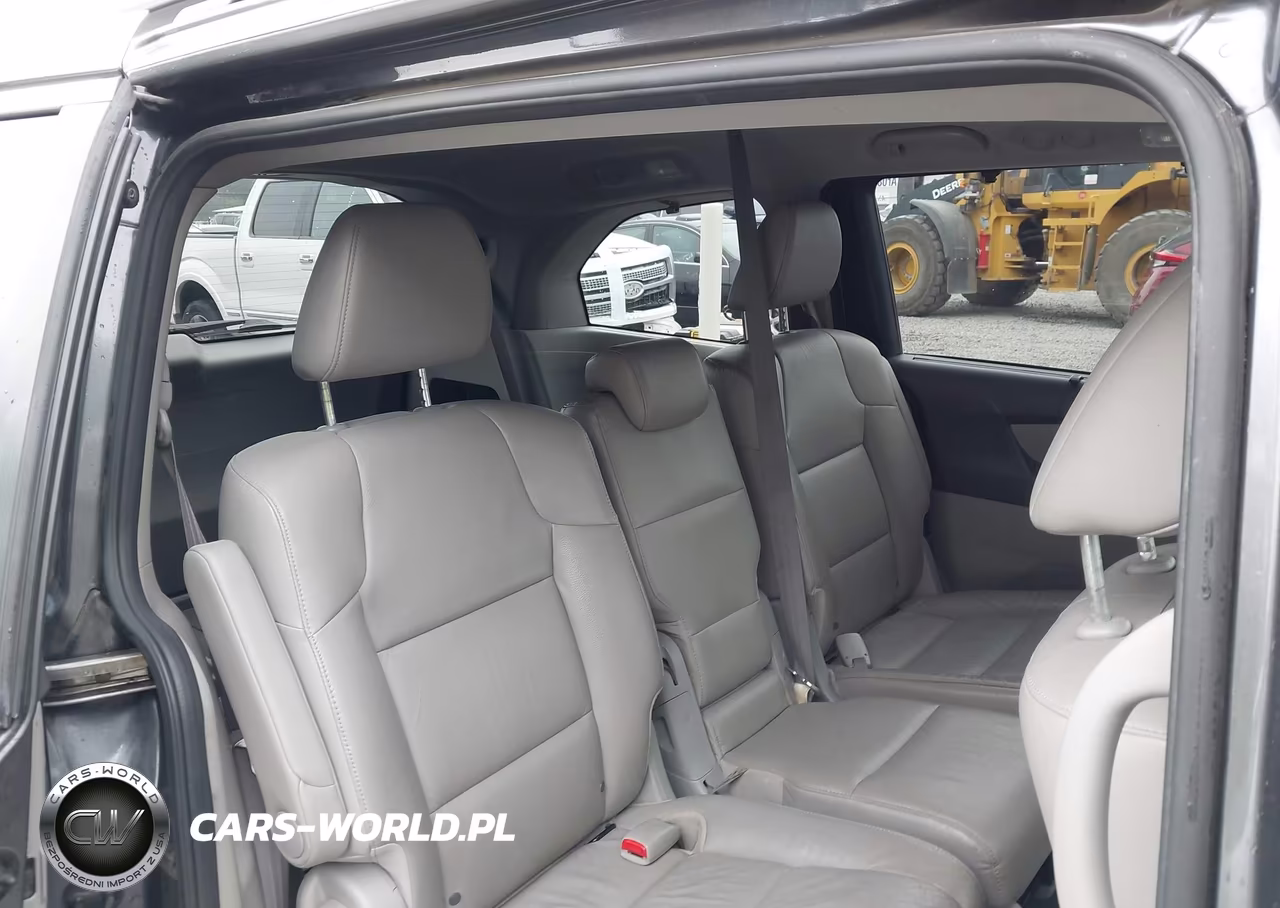 2014 Honda Odyssey Ex-L VIN:5FNRL5H66EB079686 - 18