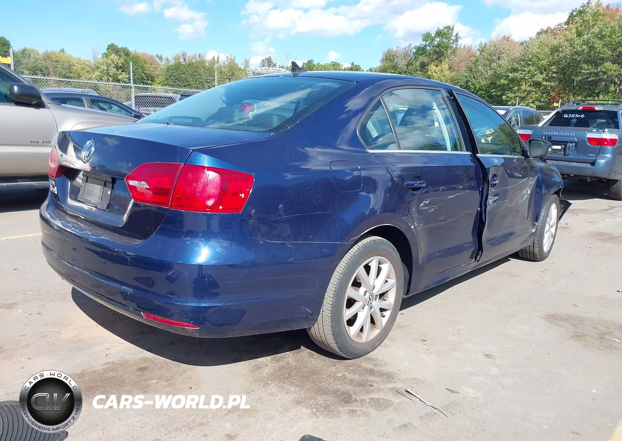 2013 Volkswagen Jetta 2.5L Se VIN:3VWDP7AJ2DM350274 - 4
