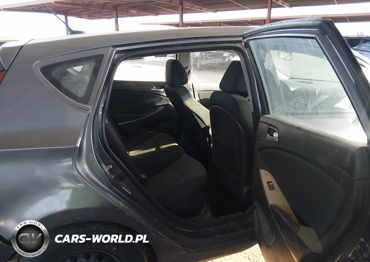 2013 Hyundai Accent Gs VIN:KMHCT5AE8DU086082 - 8