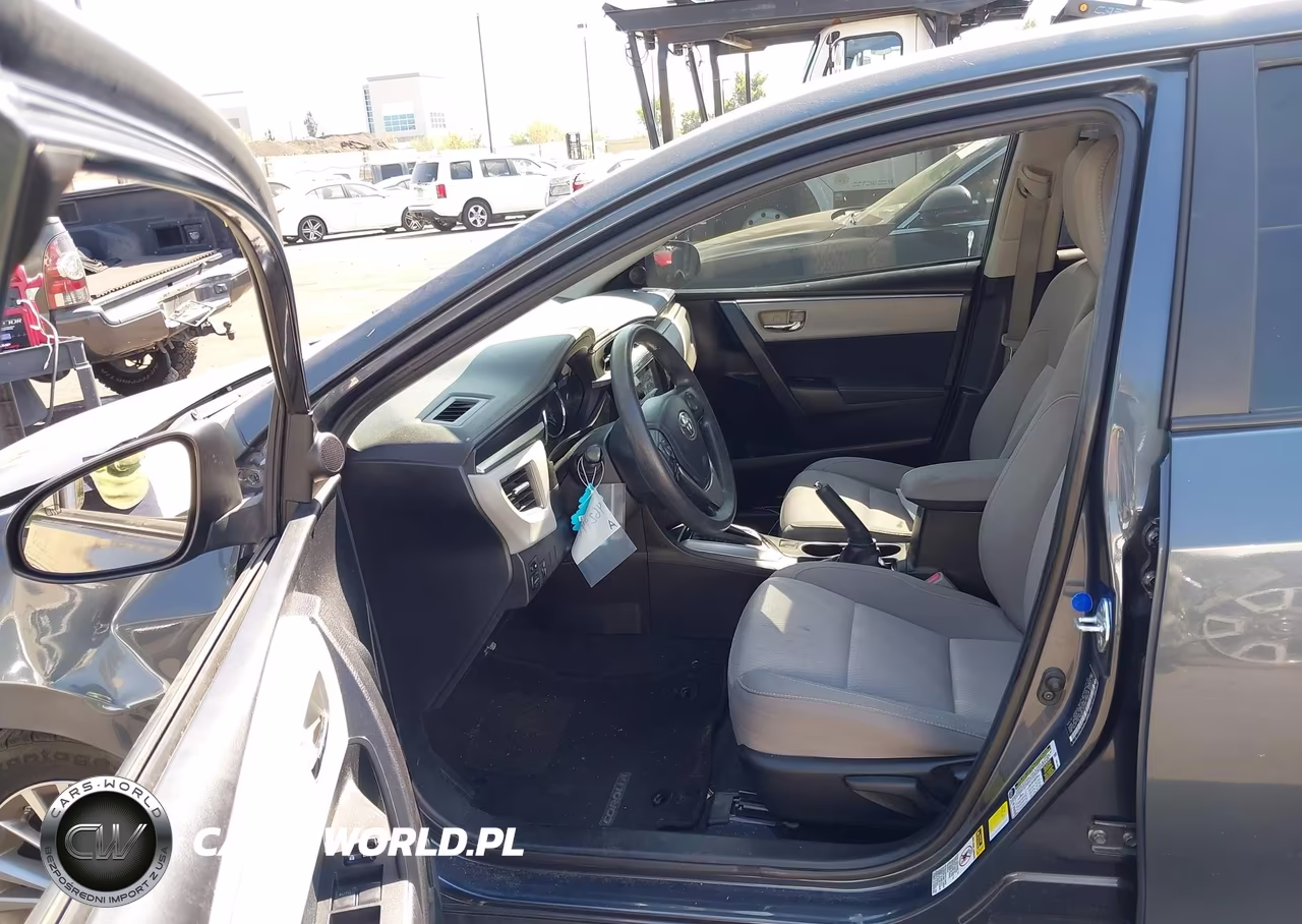 2015 Toyota Corolla Le Plus VIN:5YFBURHE7FP247127 - 5