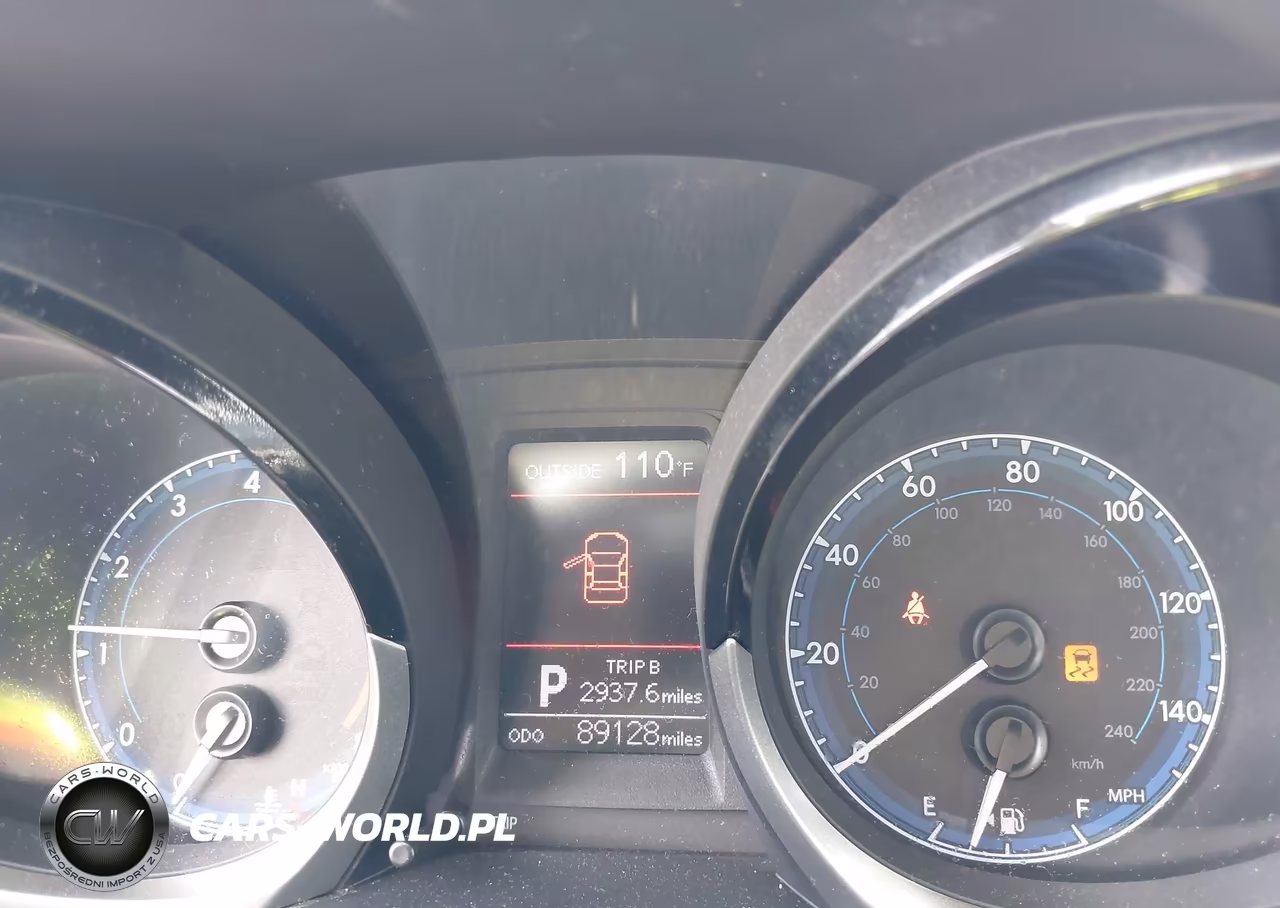 2016 Toyota Corolla S Plus VIN:2T1BURHE4GC692393 - 7