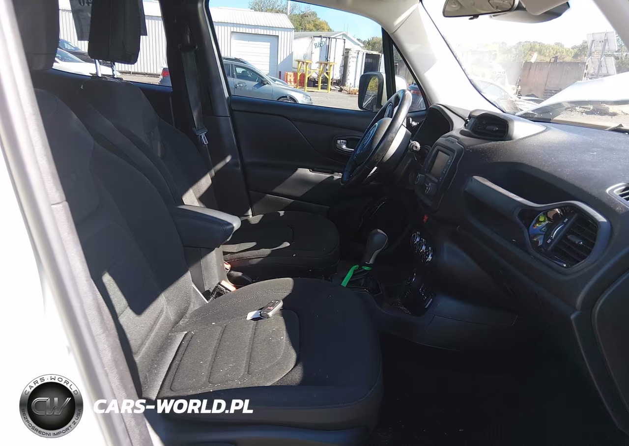 2017 Jeep Renegade Altitude 4X4 VIN:ZACCJBBB5HPF10581 - 5