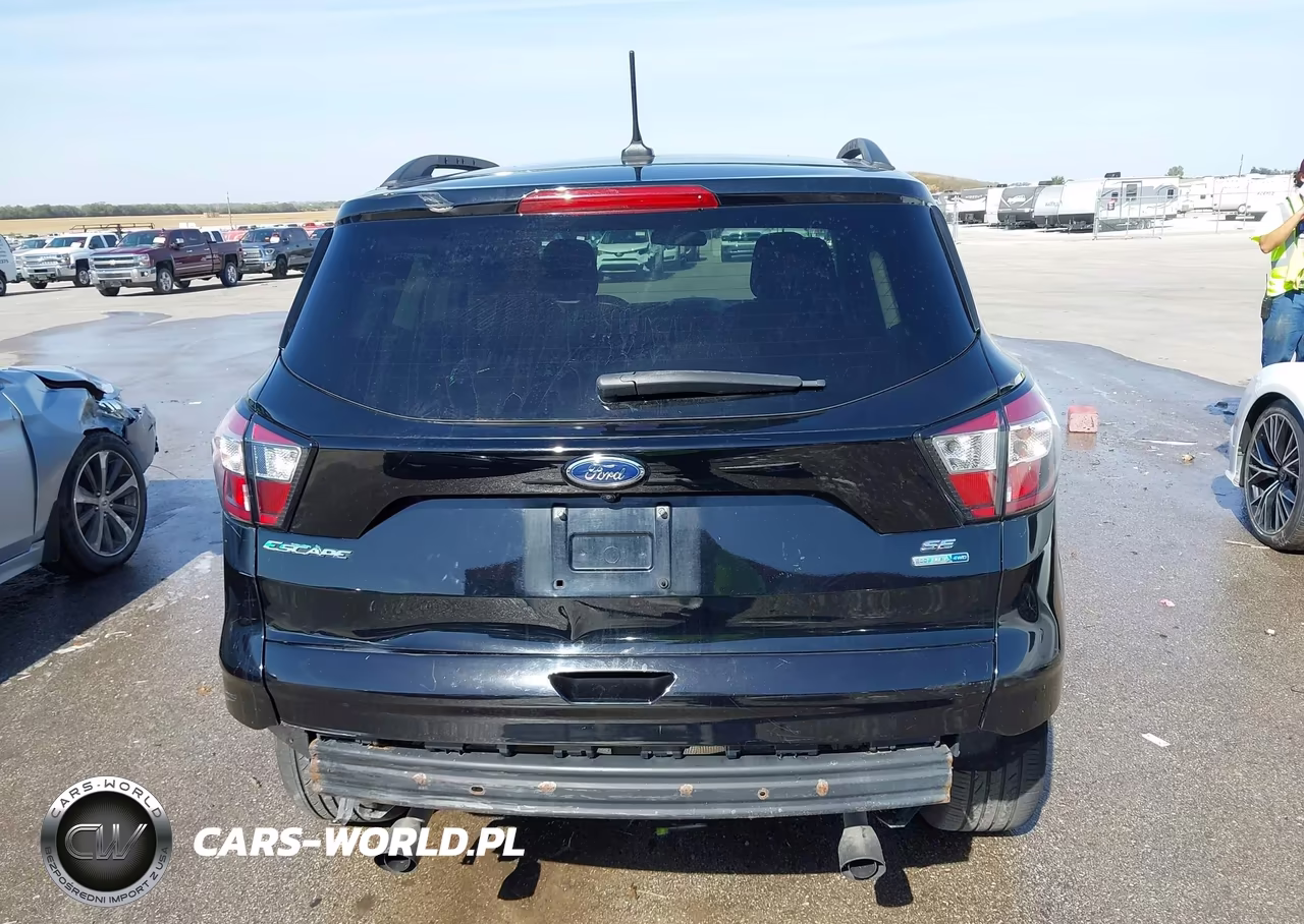 2018 Ford Escape Se VIN:1FMCU9GD4JUB10506 - 17
