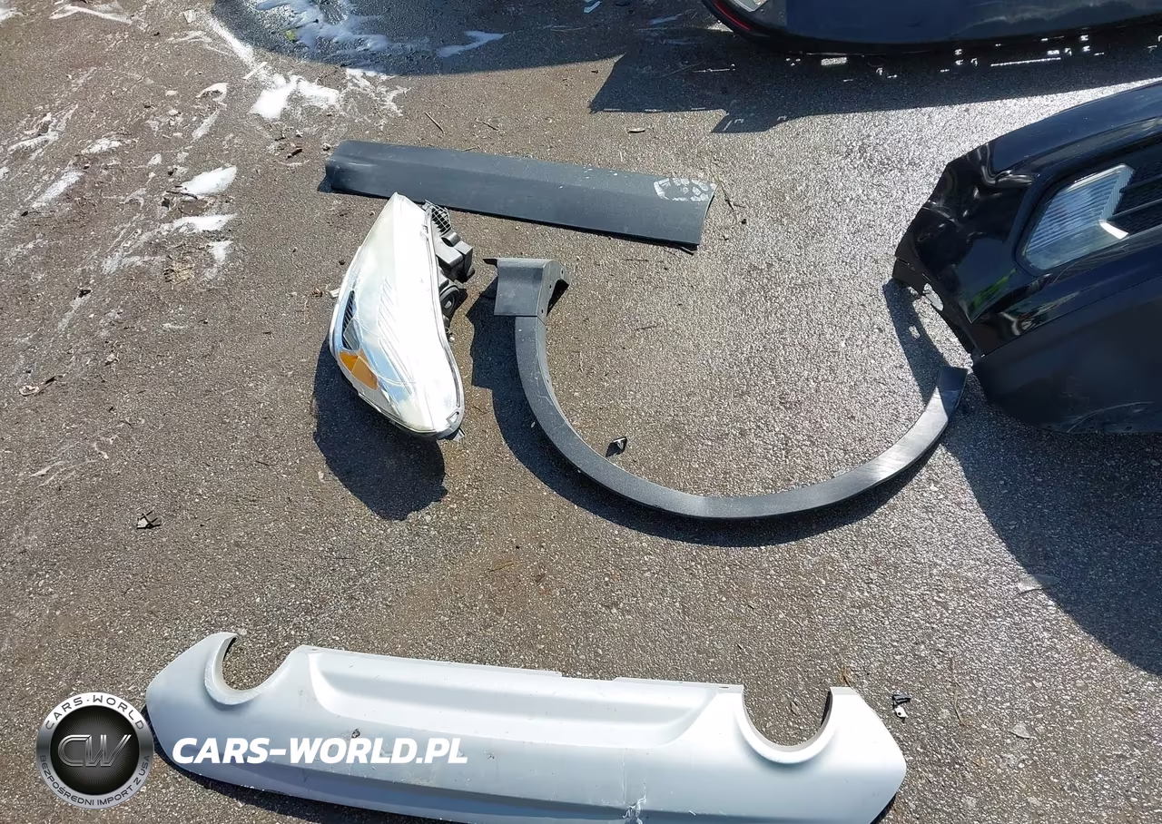2018 Ford Escape Se VIN:1FMCU9GD4JUB10506 - 19