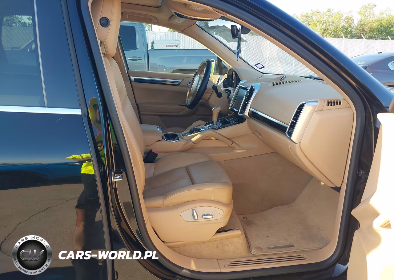 2014 Porsche Cayenne Platinum Edition VIN:WP1AA2A2XELA00976 - 5