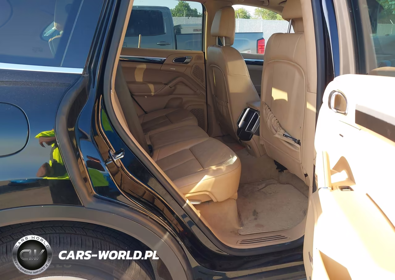2014 Porsche Cayenne Platinum Edition VIN:WP1AA2A2XELA00976 - 8