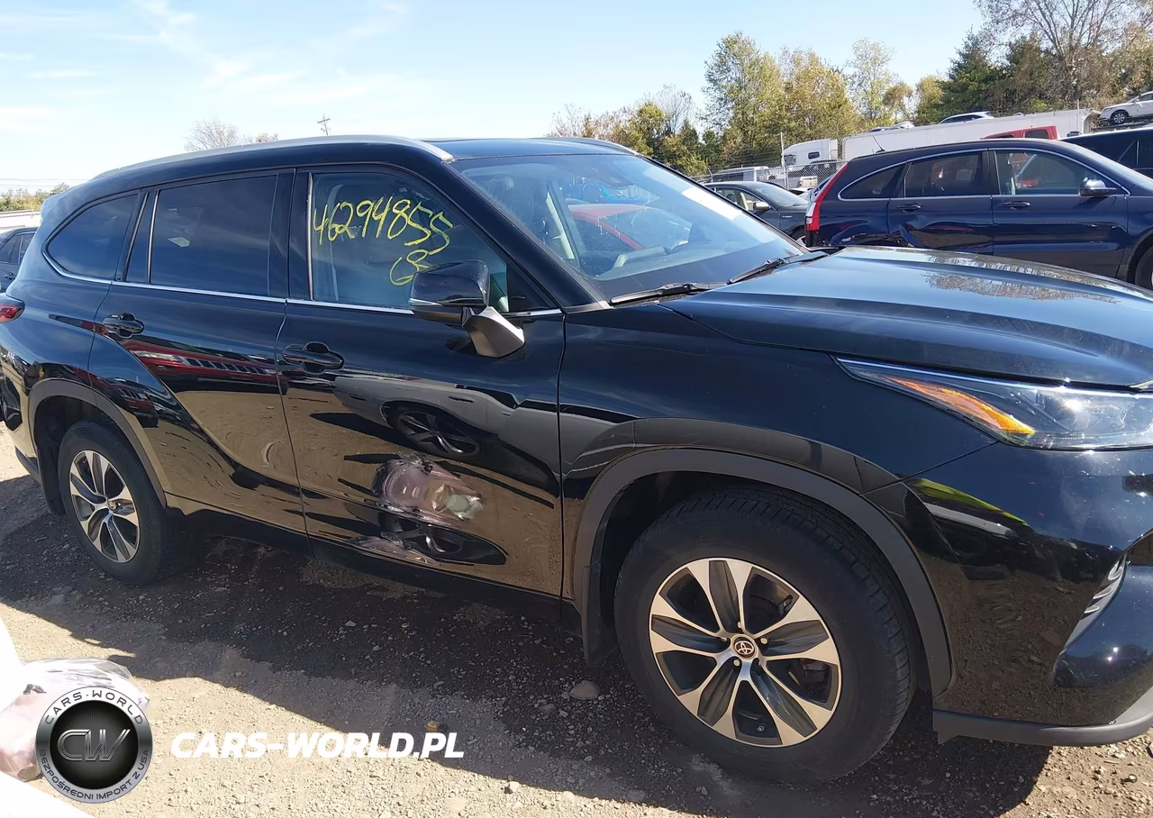 2022 Toyota Highlander Xle VIN:5TDHZRBH2NS162751 - 12