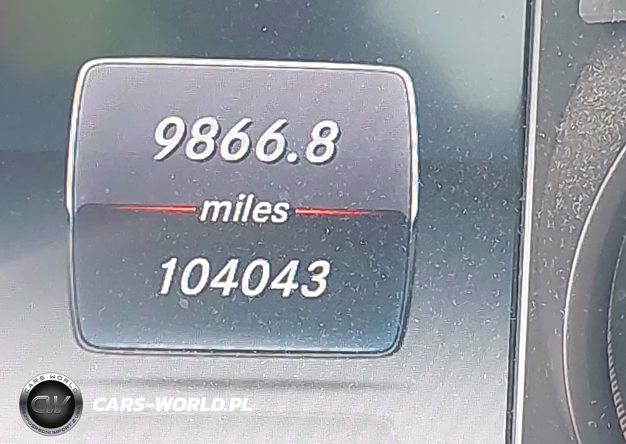 2017 Mercedes-Benz C 300 4Matic VIN:55SWF4KB2HU226552 - 7