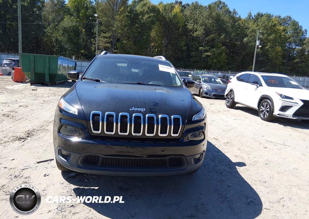 2018 Jeep Cherokee Latitude Fwd VIN:1C4PJLCB2JD519085 - 12