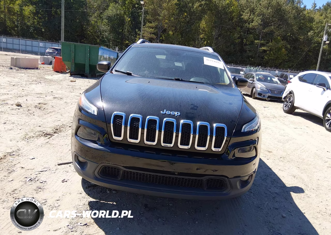 2018 Jeep Cherokee Latitude Fwd VIN:1C4PJLCB2JD519085 - 6