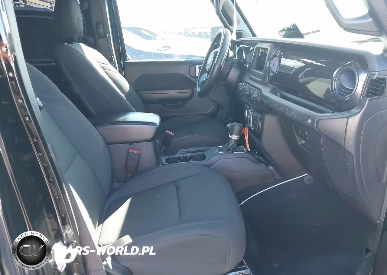 2022 Jeep Wrangler Unlimited Sport Altitude 4X4 VIN:1C4HJXDN9NW167637 - 5