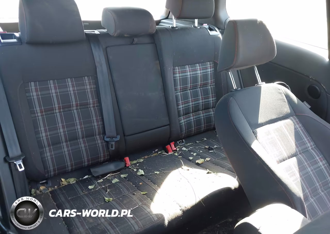 2011 Volkswagen Gti 2-Door VIN:WVWFD7AJ5BW146277 - 8