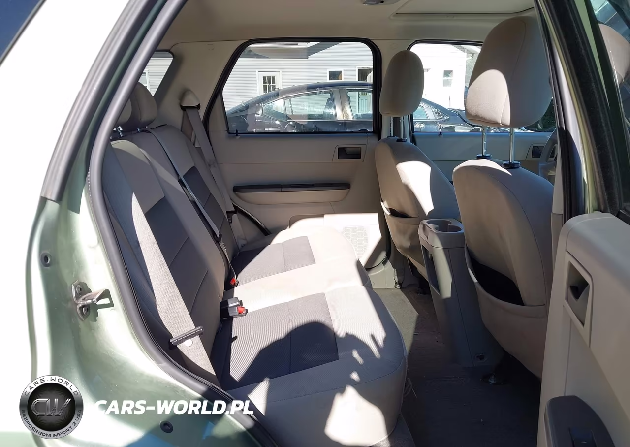 2008 Ford Escape Xlt VIN:1FMCU03188KD31894 - 8