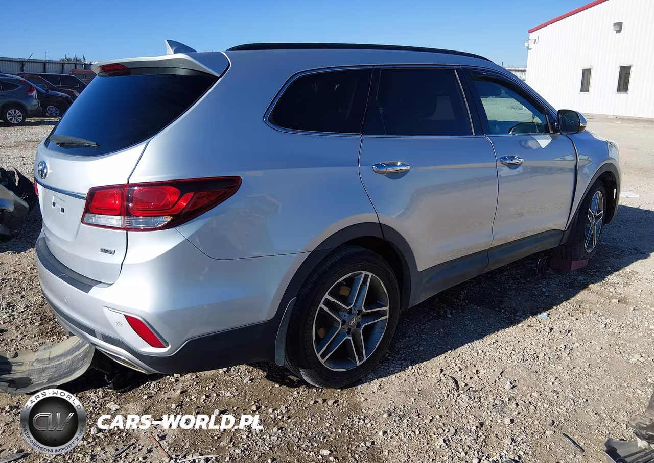 2017 Hyundai Santa Fe Se Ultimate VIN:KM8SR4HF5HU203397 - 4