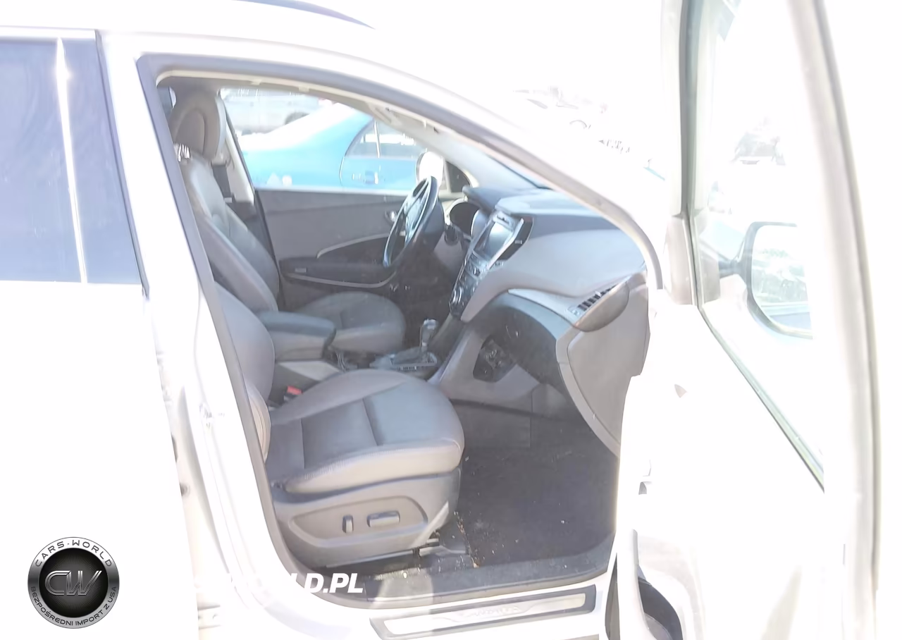 2017 Hyundai Santa Fe Se Ultimate VIN:KM8SR4HF5HU203397 - 5