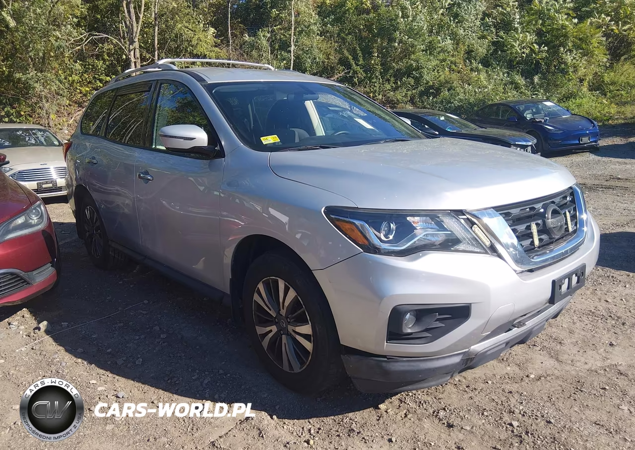 2017 Nissan Pathfinder S