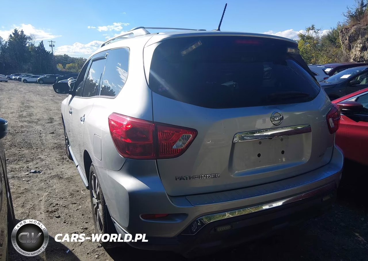2017 Nissan Pathfinder S VIN:5N1DR2MM3HC655436 - 3