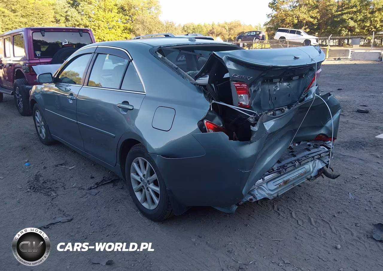 2011 Toyota Camry Xle VIN:4T4BF3EK9BR104633 - 3