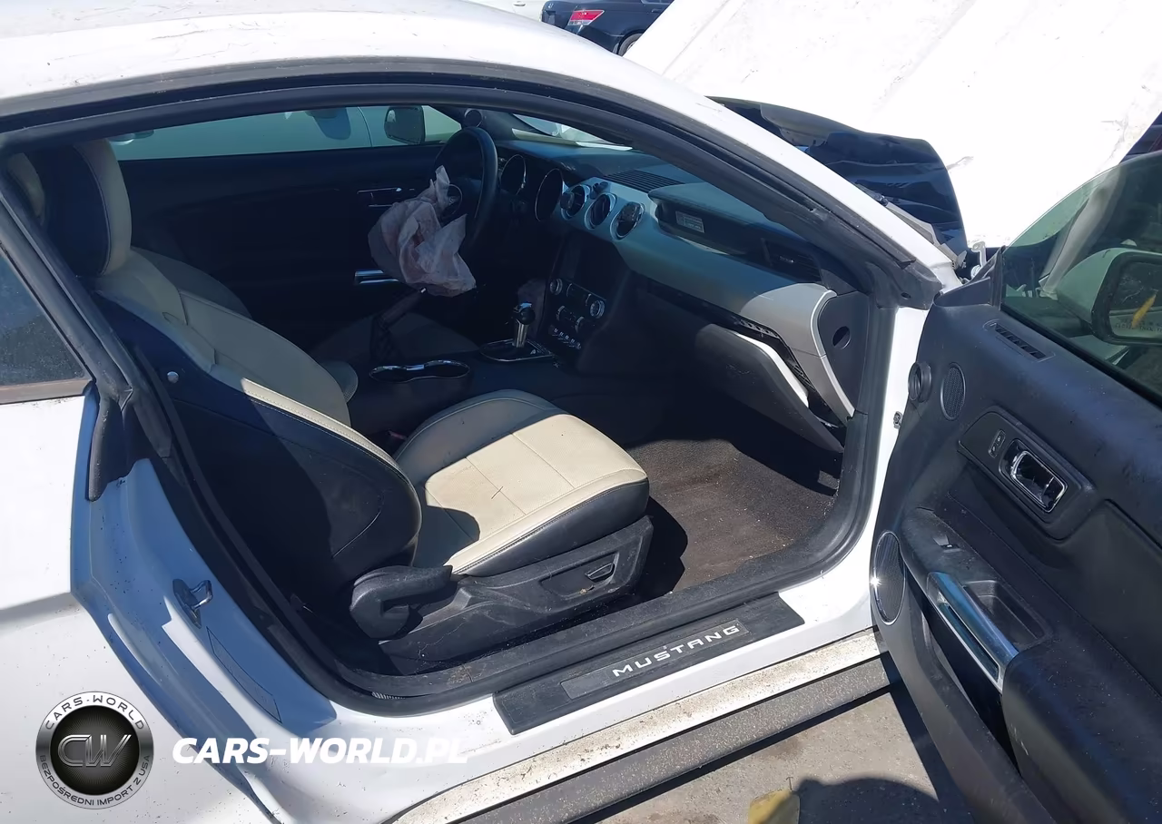 2015 Ford Mustang Ecoboost VIN:1FA6P8TH7F5323243 - 5