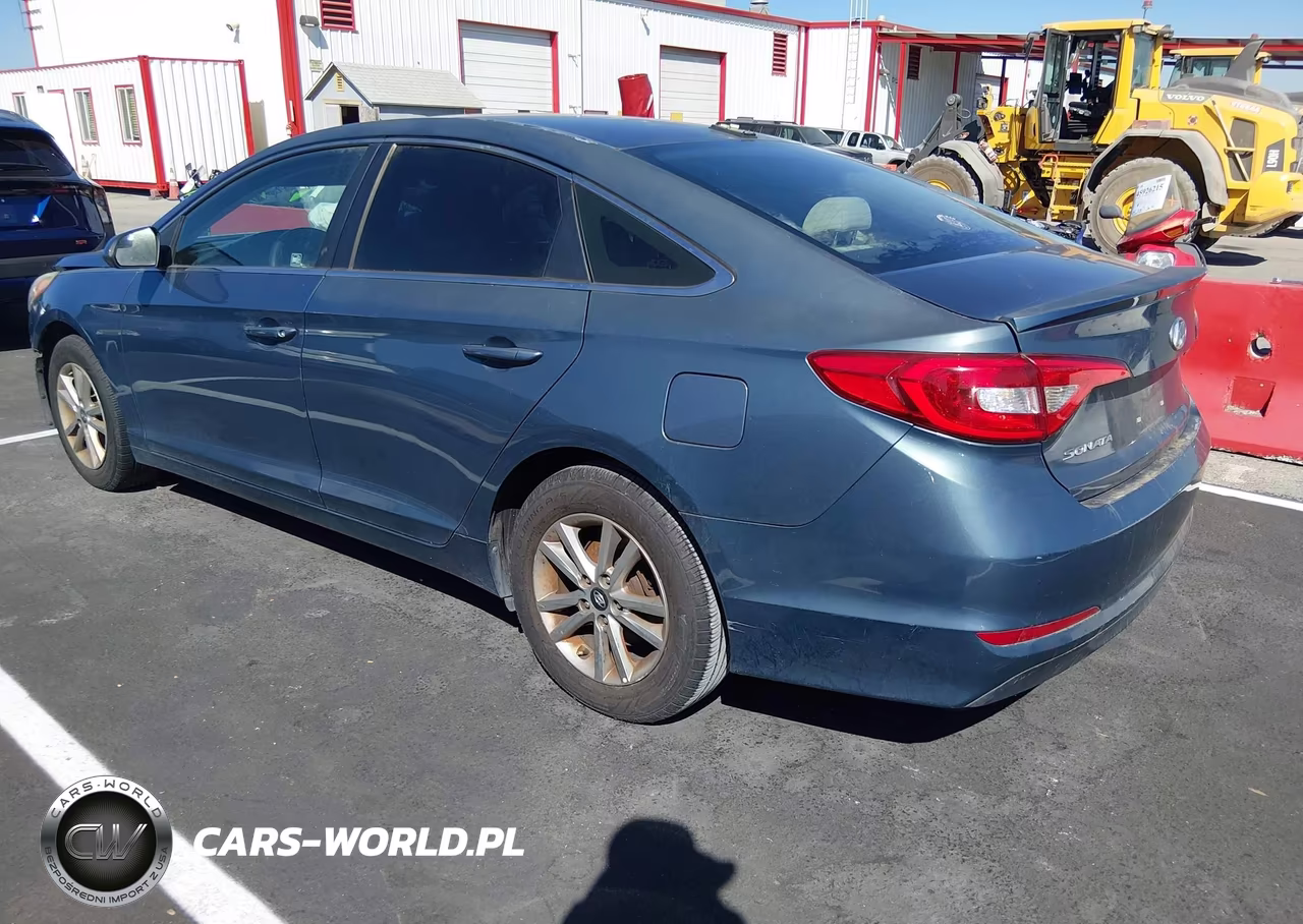 2016 Hyundai Sonata Se VIN:5NPE24AF8GH372340 - 3