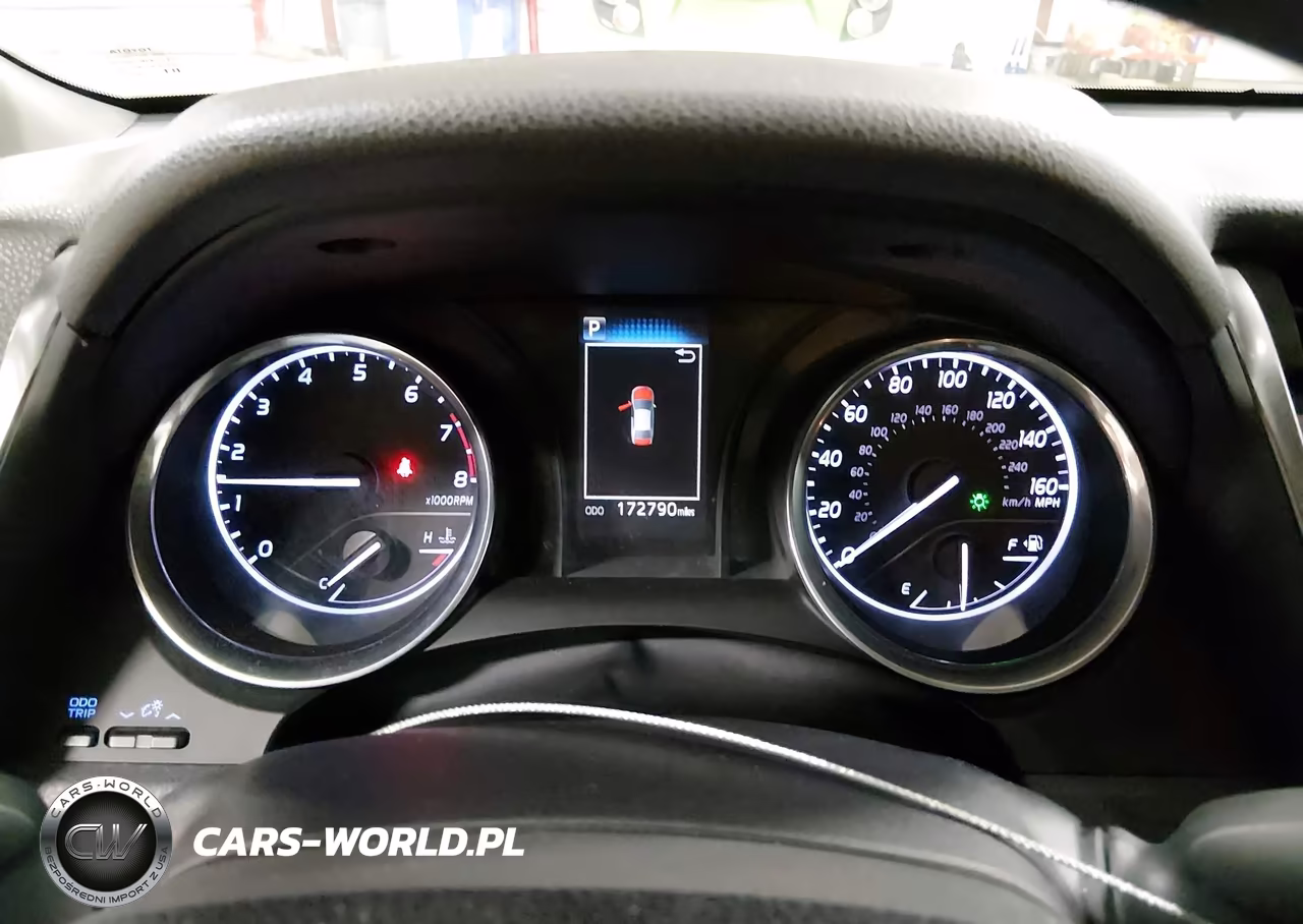 2018 Toyota Camry Le VIN:4T1B11HK8JU607402 - 7
