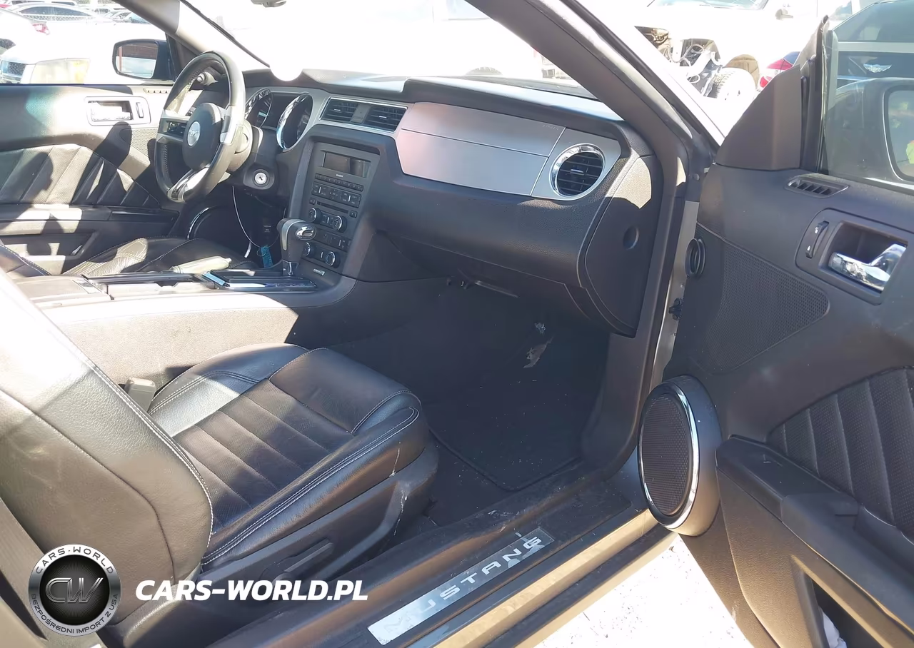 2010 Ford Mustang V6-V6 Premium VIN:1ZVBP8AN1A5150312 - 5