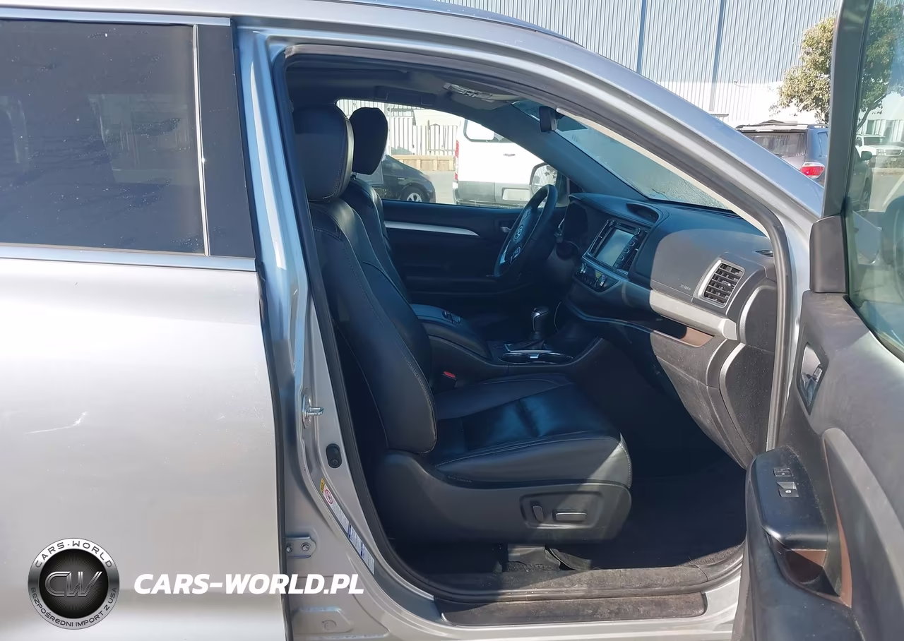 2019 Toyota Highlander Hybrid Xle VIN:5TDJGRFH8KS072520 - 5
