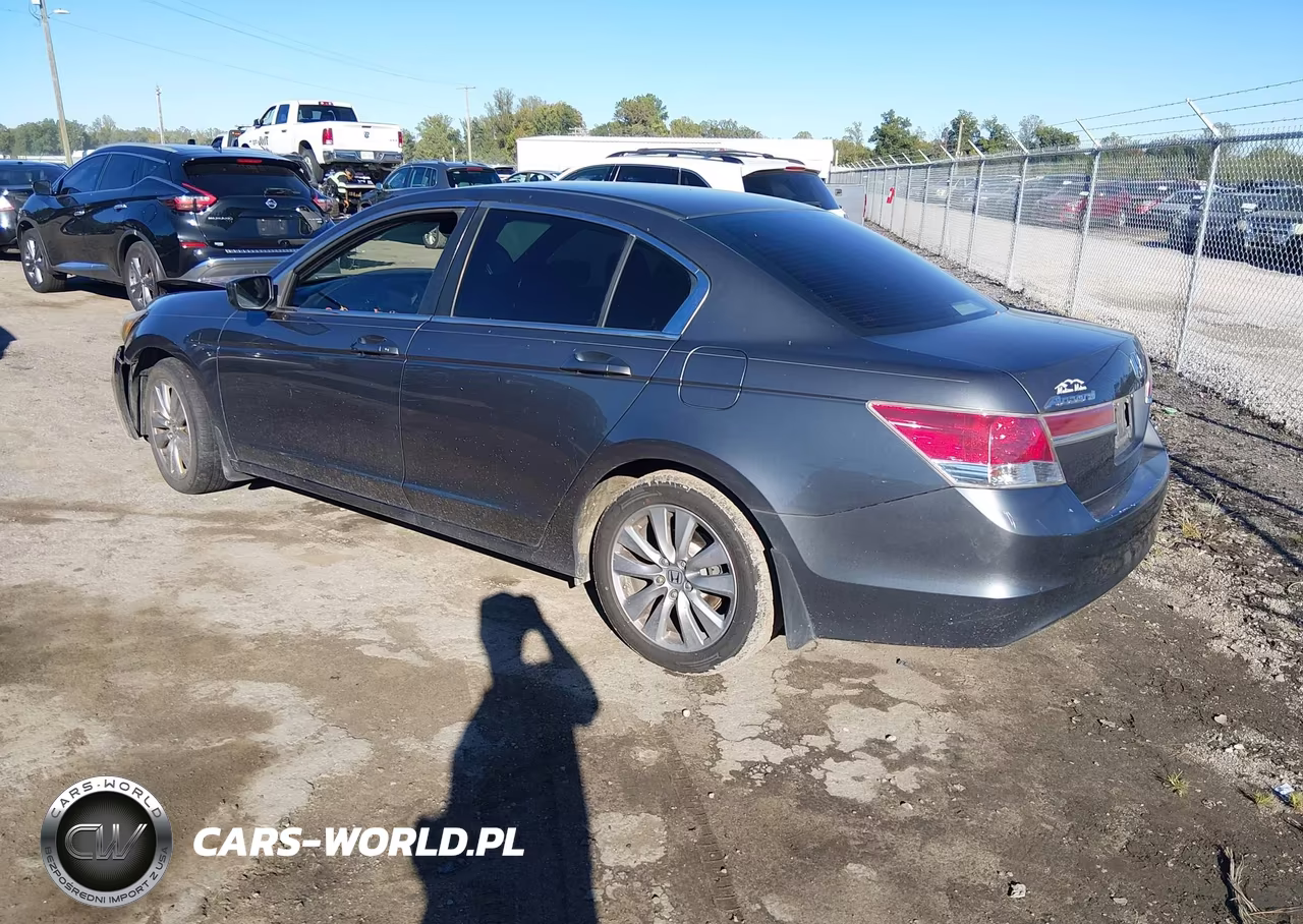 2011 Honda Accord 2.4 Ex VIN:1HGCP2E73BA103177 - 3