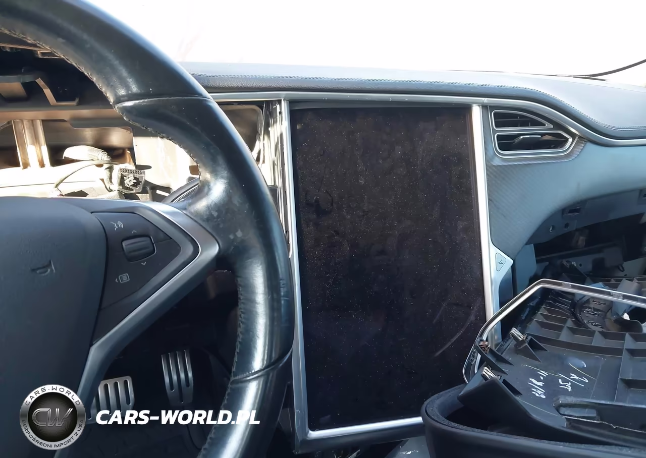 2013 Tesla Model S VIN:5YJSA1CP9DFP21848 - 7