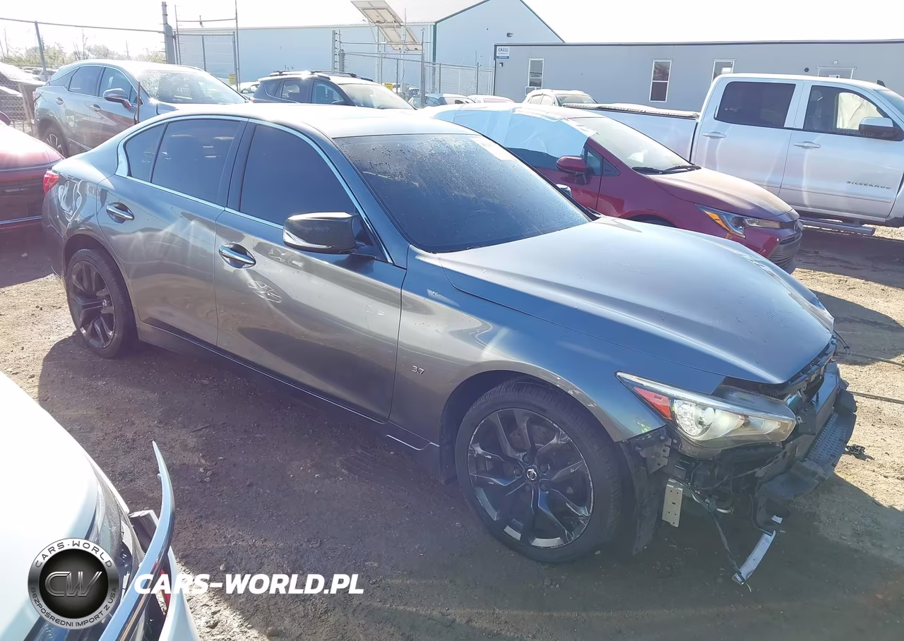 2015 Infiniti Q50 Premium