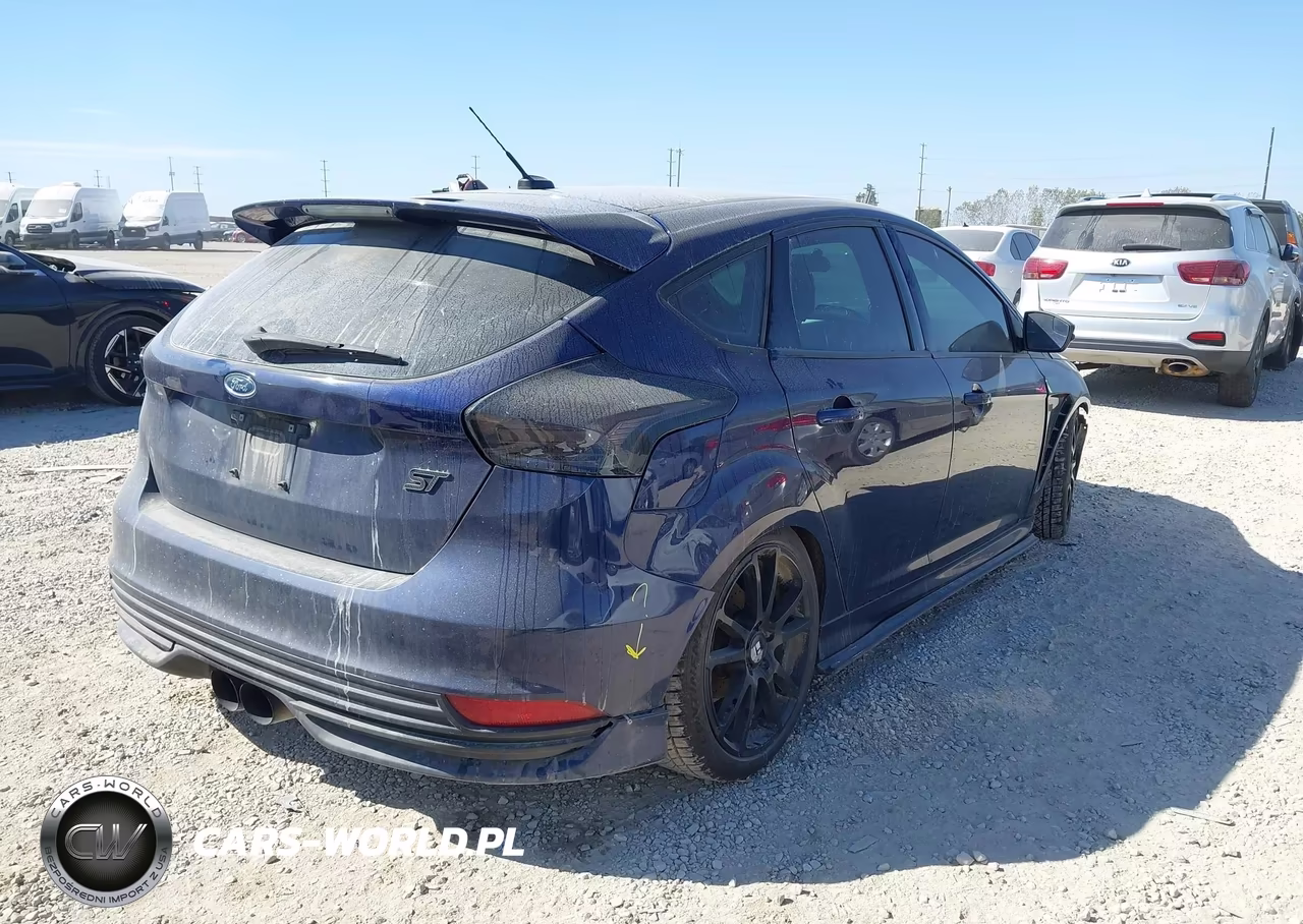 2017 Ford Focus St VIN:1FADP3L9XHL340488 - 4