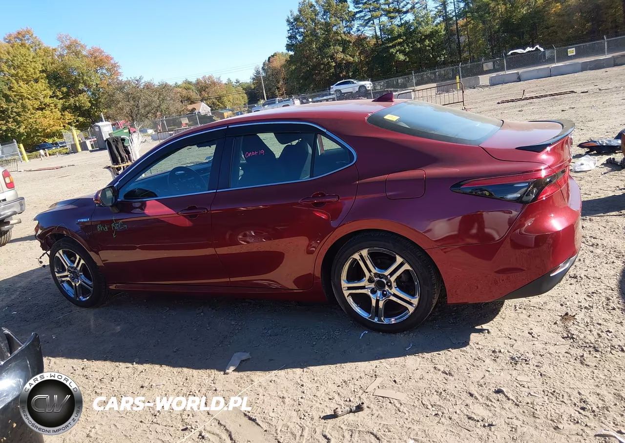 2020 Toyota Camry Le Hybrid VIN:4T1C31AK6LU525471 - 15