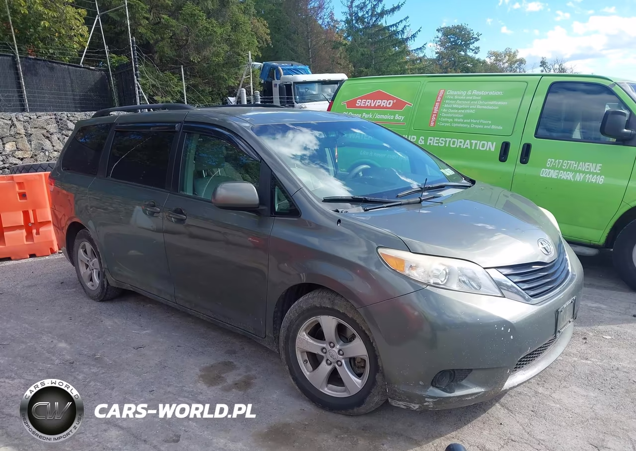 2011 Toyota Sienna Le V6 VIN:5TDKK3DC1BS039866 - 1