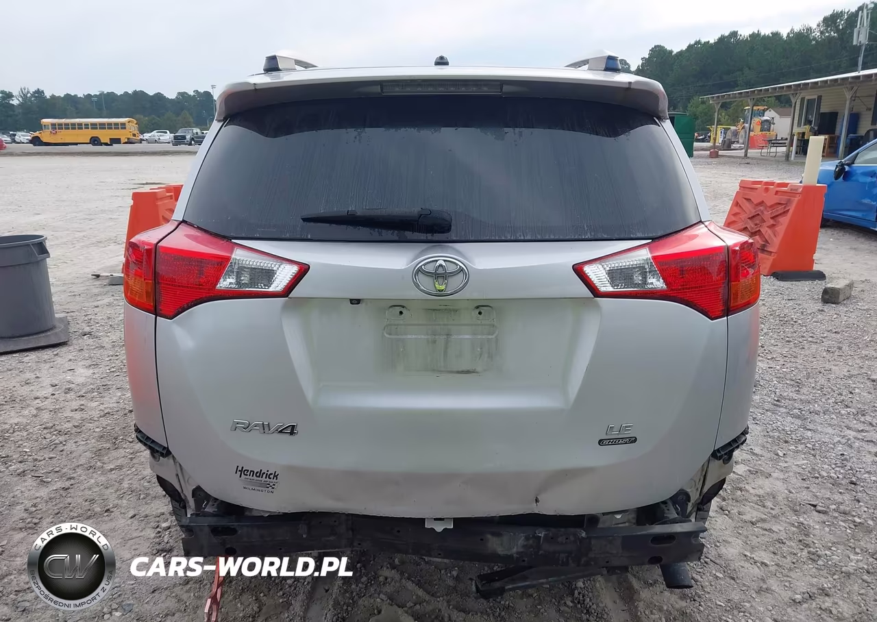 2015 Toyota Rav4 Le VIN:JTMZFREV6FD052734 - 16