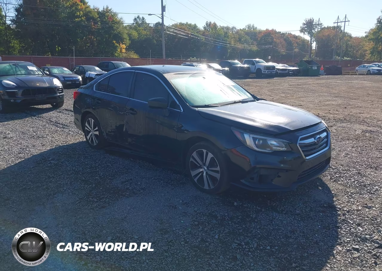 2018 Subaru Legacy 2.5I VIN:4S3BNAA64J3018763 - 1
