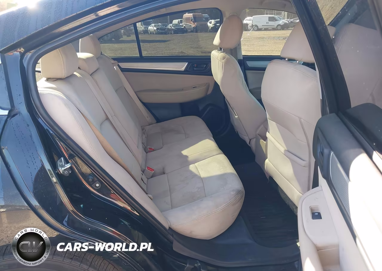 2018 Subaru Legacy 2.5I VIN:4S3BNAA64J3018763 - 8