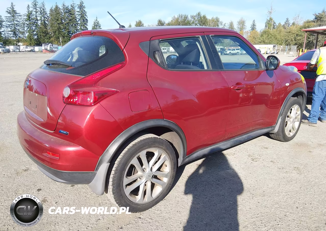 2013 Nissan Juke S VIN:JN8AF5MR3DT208522 - 4