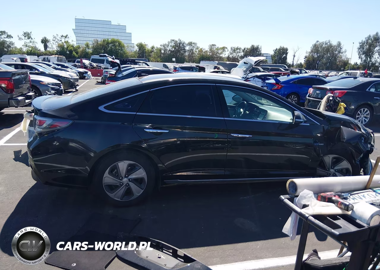 2017 Hyundai Sonata Hybrid Limited VIN:KMHE34L12HA051610 - 13