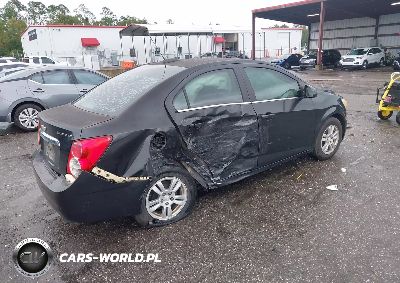 2015 Chevrolet Sonic Lt Auto VIN:1G1JC5SH5F4170263 - 4