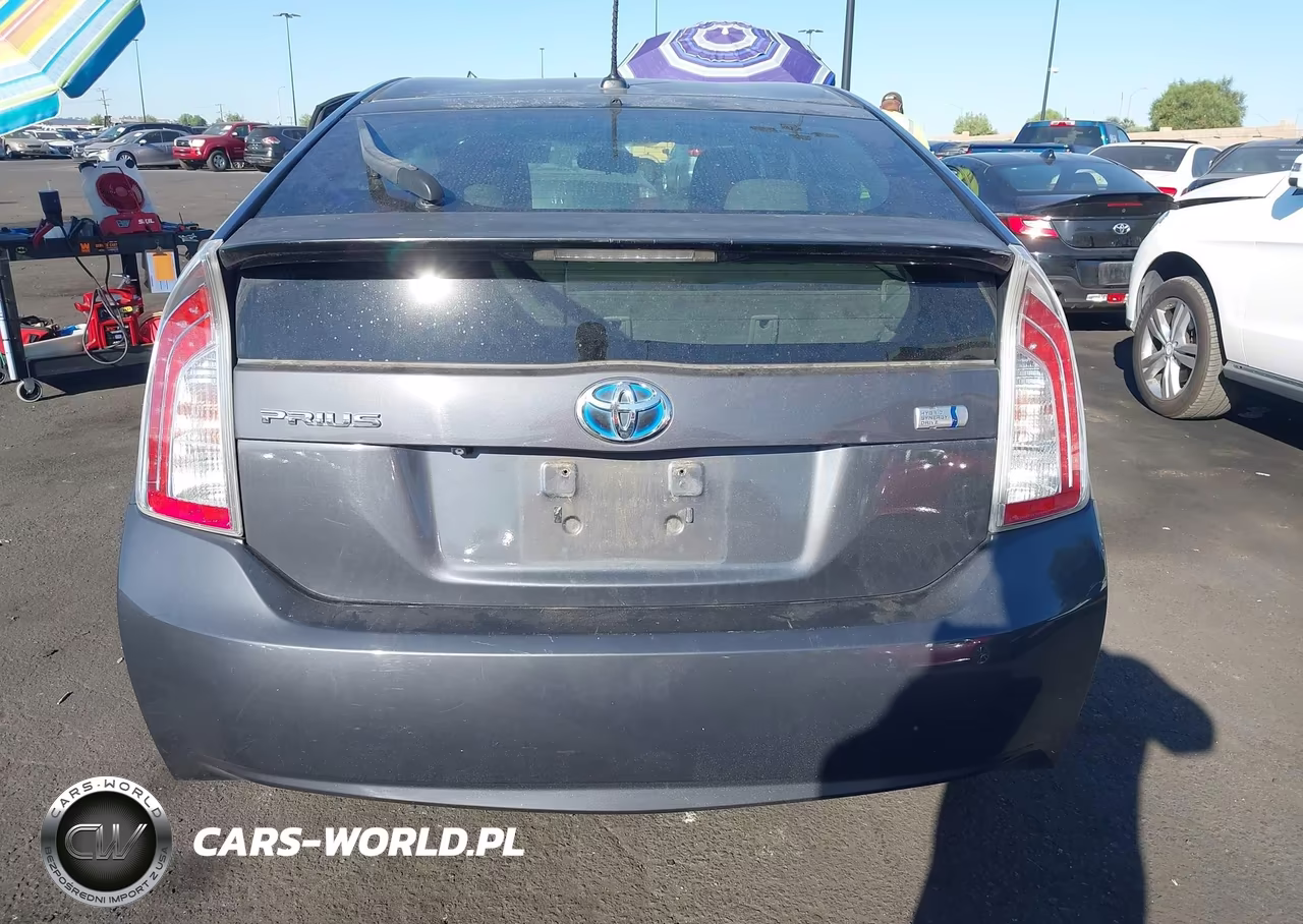 2012 Toyota Prius Three VIN:JTDKN3DU9C5431761 - 16