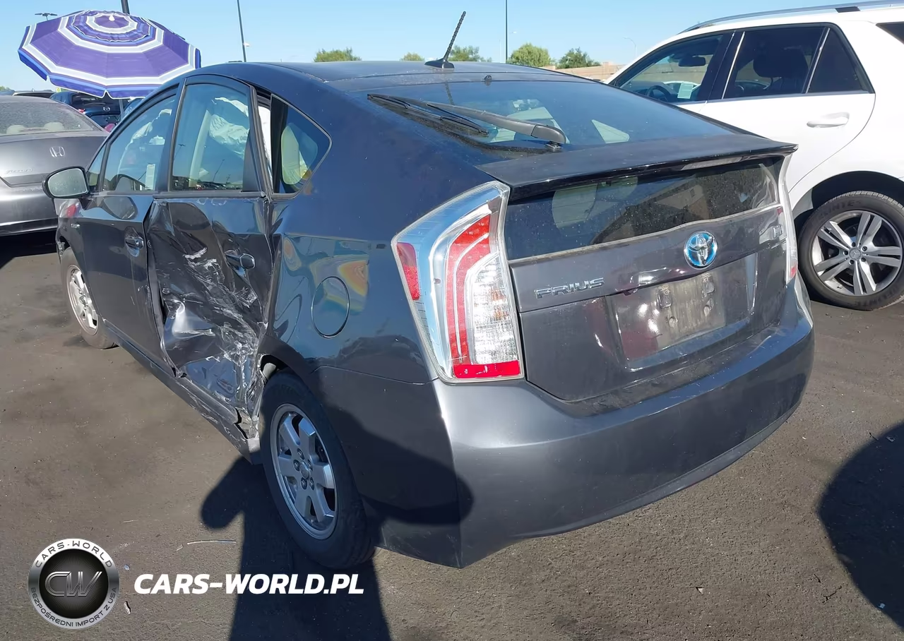 2012 Toyota Prius Three VIN:JTDKN3DU9C5431761 - 3